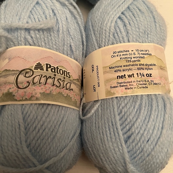 Patons Carisia Powder Blue Yarn Bundle - Picture 2 of 2